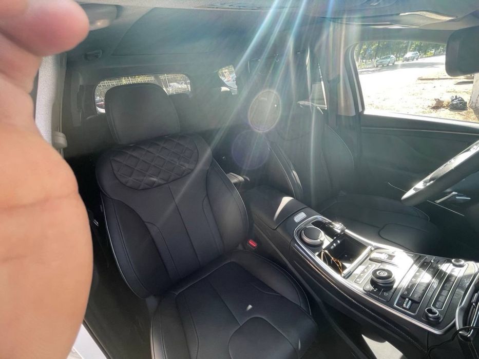 Hyundai Santa Fe сотаман