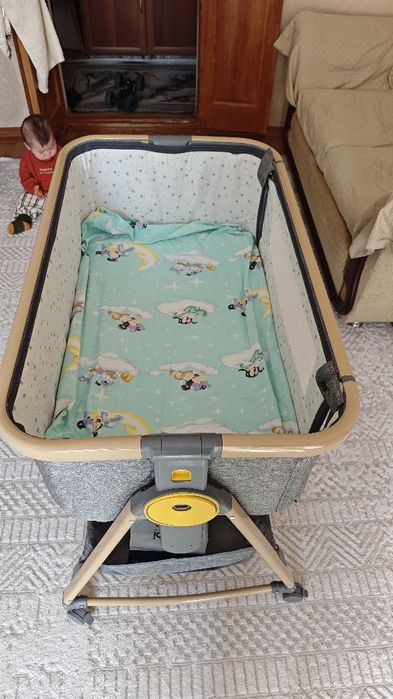 Продам манеж в идеальном состоянии