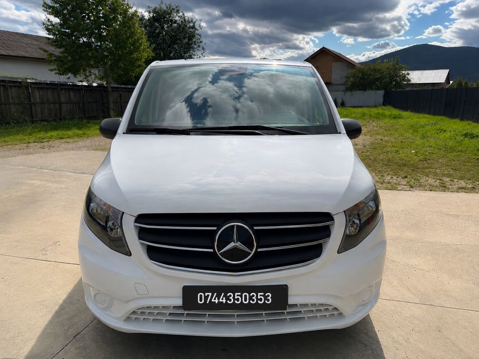 Vand / Schimb Mercedes-Benz Vito Tourer 114 CDI Automat – 2021 – 8+1 locuri
