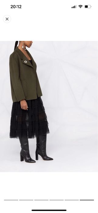 Maje пола с волани