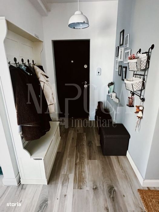 Apartament 3 camere de vanzare in Terra, Floresti