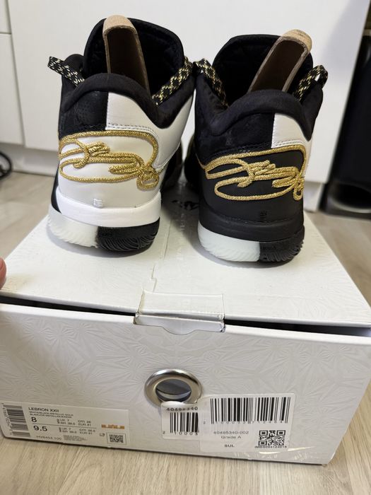 Nike LeBron XXII “Mogul” – Noi, cu etichetă