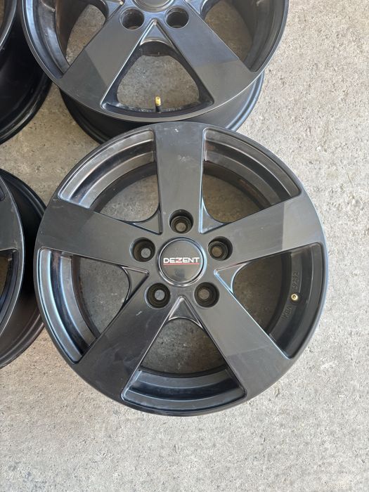 Jante 15" Dezent 5x114,3 6Jx15 ET40