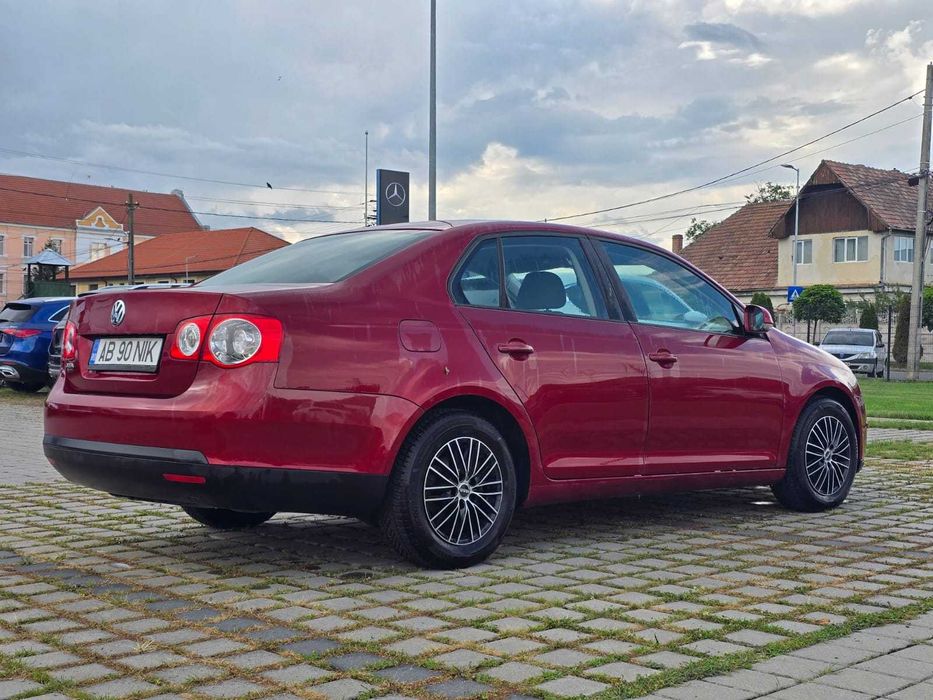 VOLKSWAGEN Jetta 2008 — imagine 3
