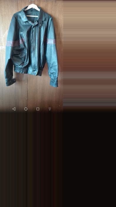 две кожени якета