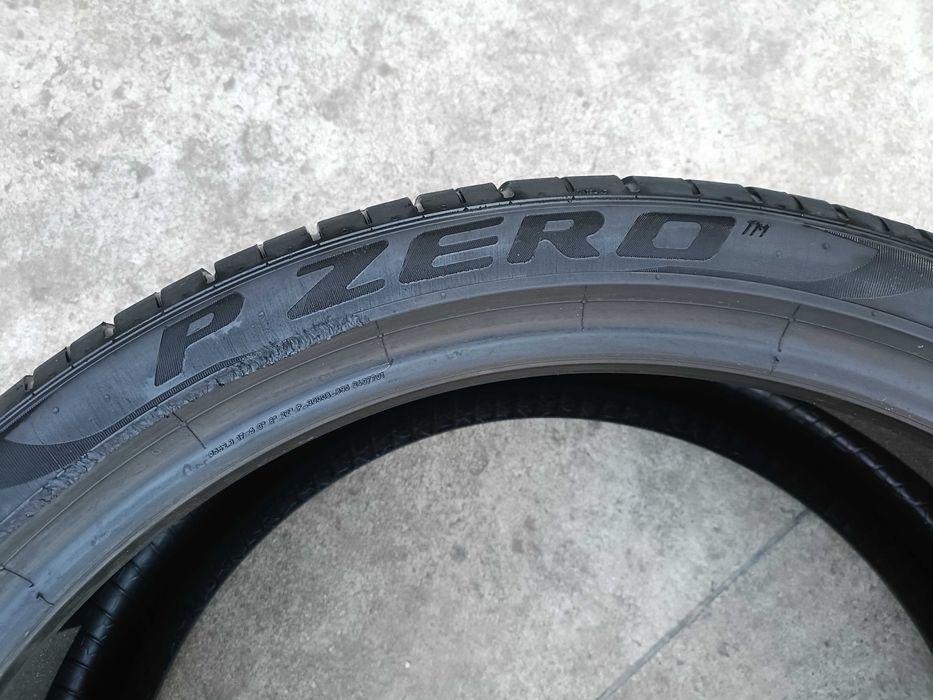 Doua anvelope de vara 265 35 22 pirelli p zero PZ4 pncs