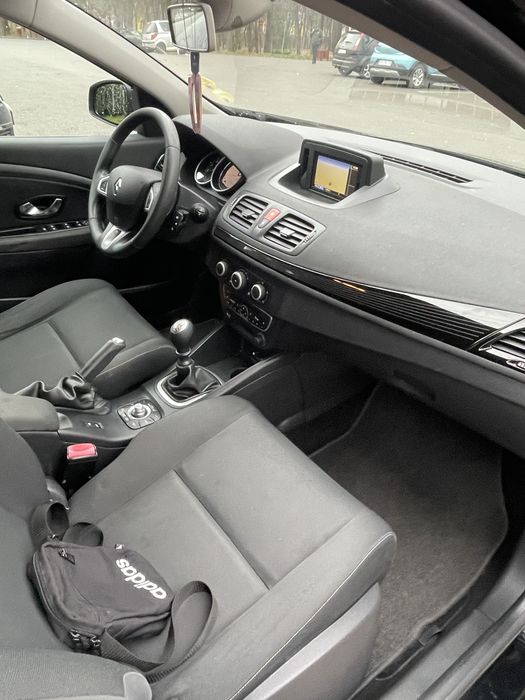 RENAULT Megane 2011 — imagine 2