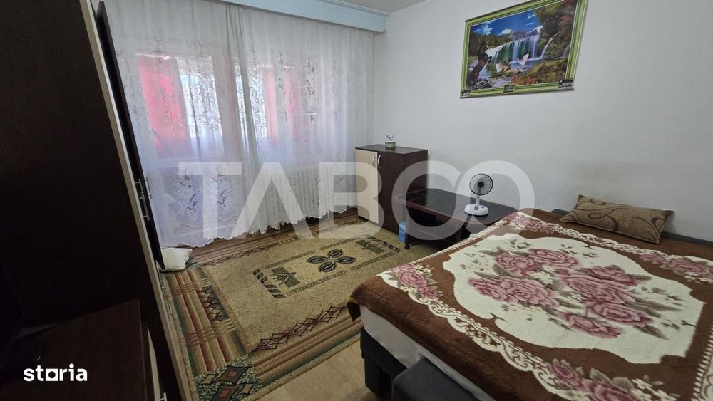 Apartament de vanzare 2 camere decomandate in zona Parcului din Strand