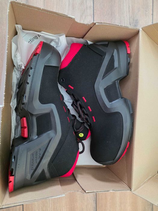 Обувки Uvex 42 номер