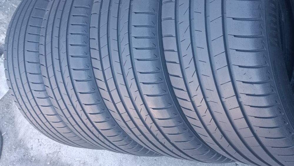 285/40/21 Bridgestone