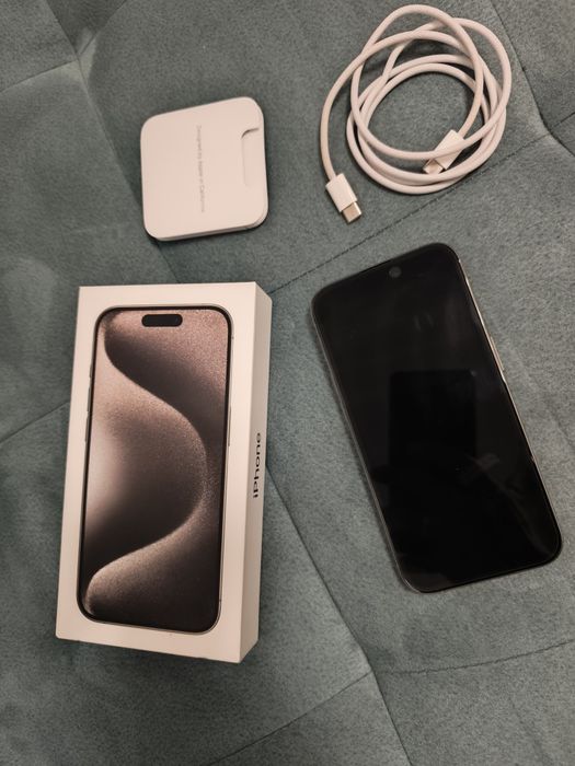 iPhone 15 pro natural titanium 128gb