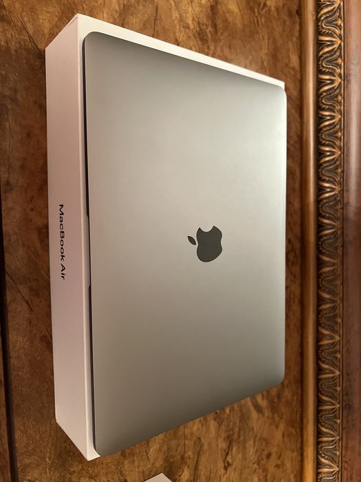 Macbook air 2020 M1
