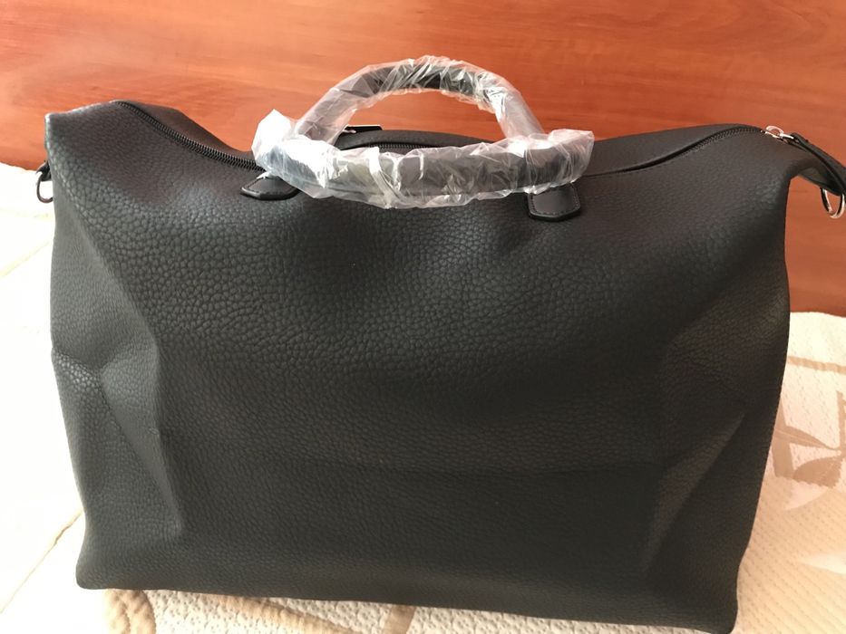 Уикенд чанта