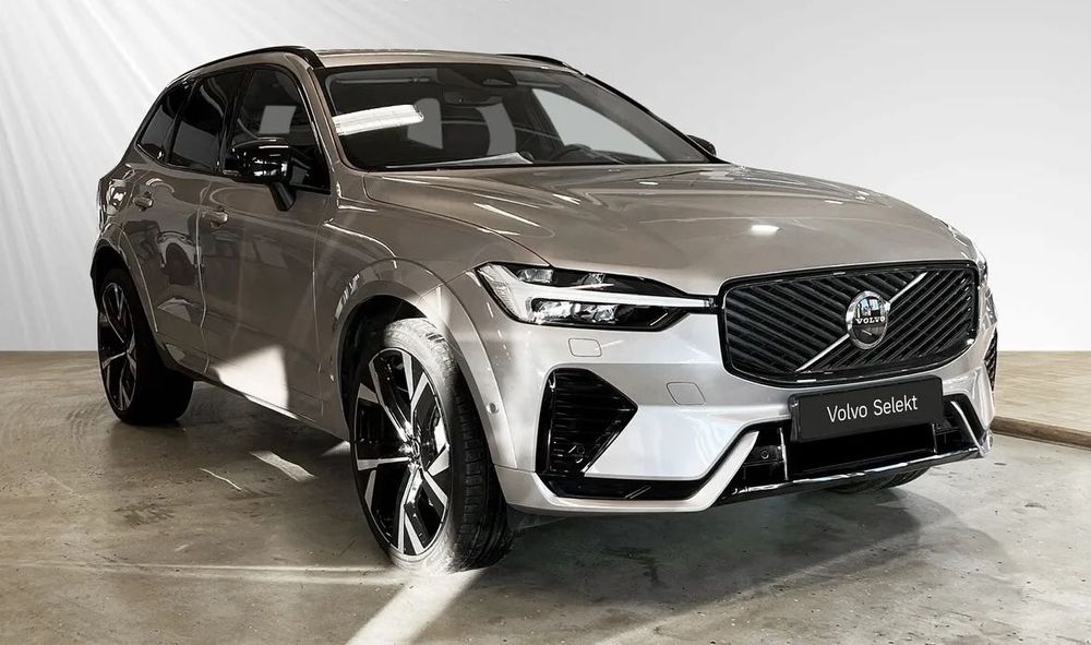 Volvo XC 60 PHEV - 4X4 - PLUS DARK - Pano - Massage - 360° - Bowers&Wilkins - HUD