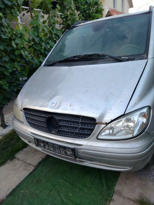 Dezmembrez (dezmembrari)mercedes vito(viano)