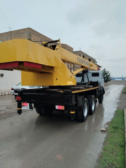 Автокран  20 тон 22 метр