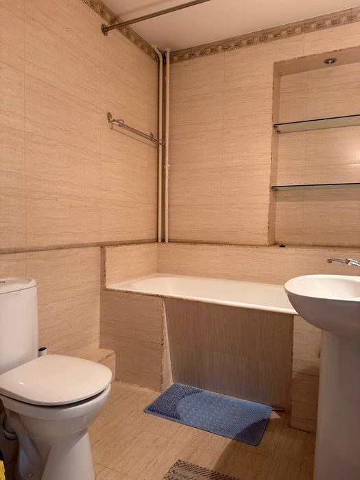 Продается 2 комнатная квартира ремонт ЦУМ, кафе Bon Мирабадский район