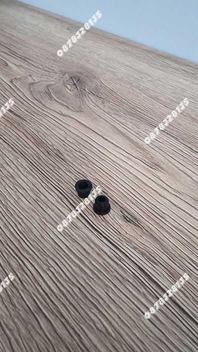 Втулки за BMW емблеми 82мм – Държач / Основа за емблема