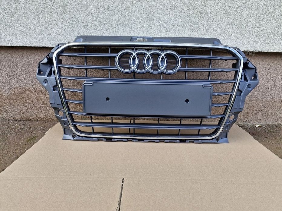 Grila centrala Audi A3 8V NOUA 2013-2016
