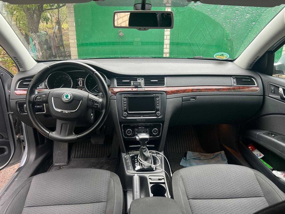 Skoda Superb 2012, 7200 euro