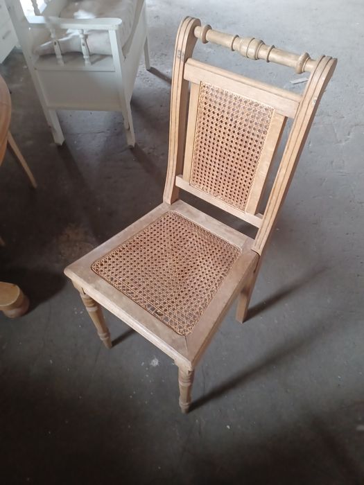 Masa rotunda lemn natur