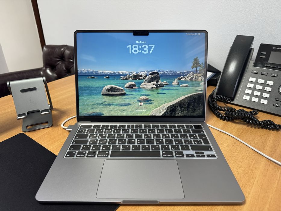Macbook Air M2/256/8
