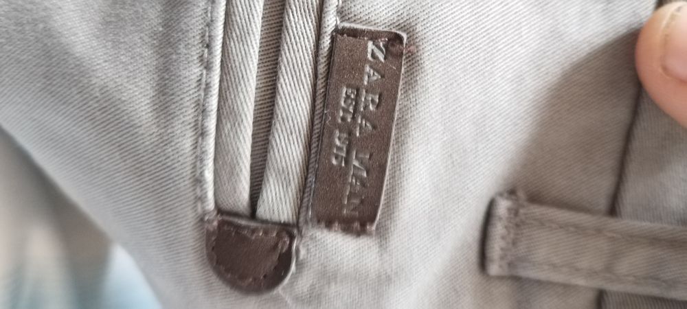 Pantaloni Blugi Zara