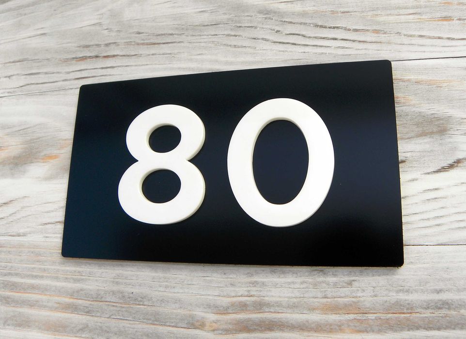 Табели за Хотели и Апартаменти , Надписи Цифри за Врати. Номера Врата