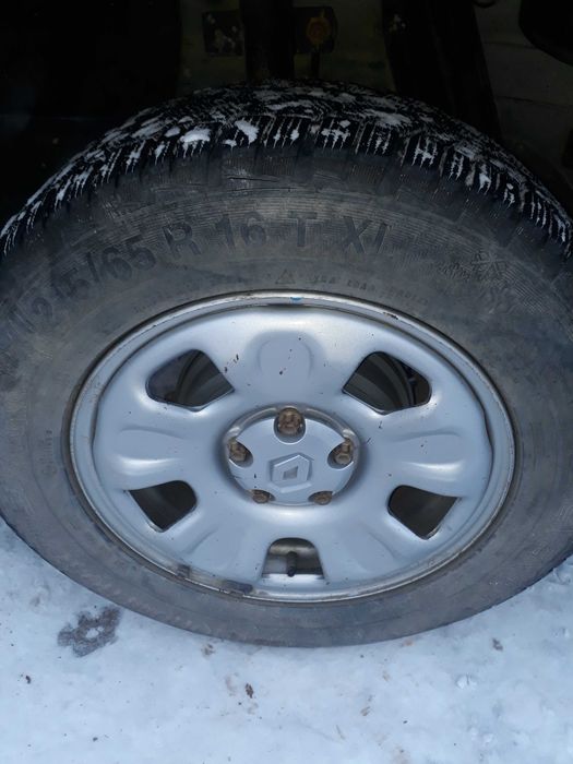 Продам колеса на Рено Дастер