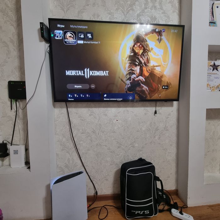 Продам Sony PS 5 Digital, +4 Games