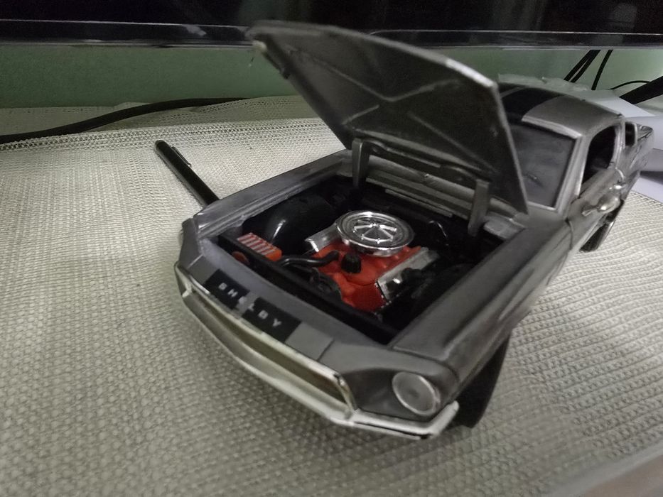 Ford mustang scara 1.18