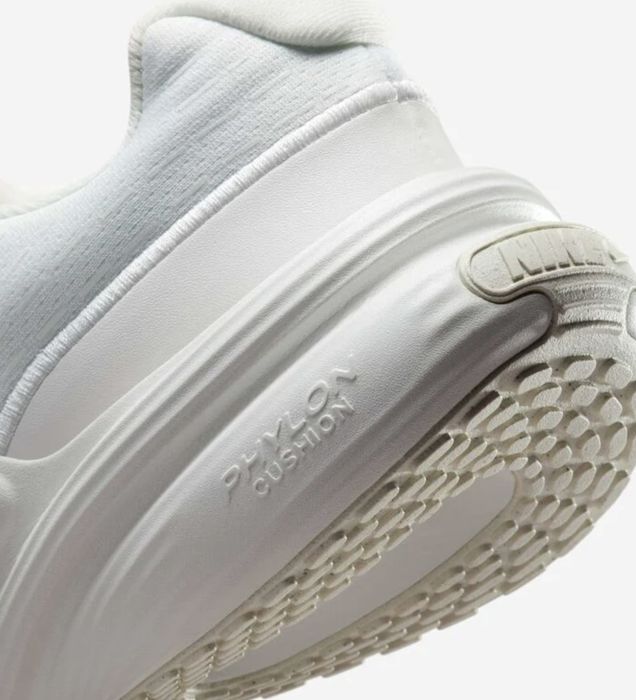 Обувки Nike Uplift SC