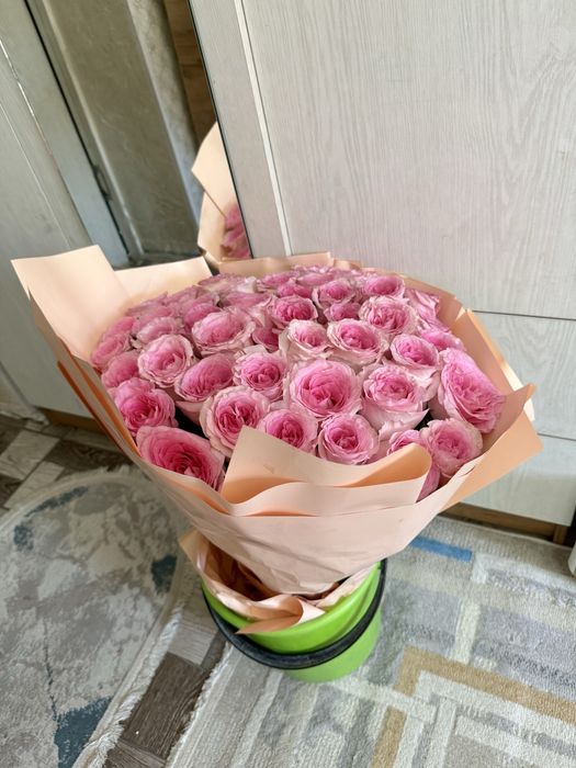 Пионовидные розы