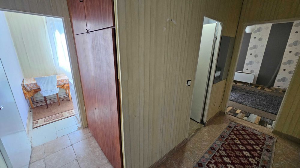 Дава се под наем Двустаен апартамент в Разград, Орел - 62 кв.м за 179.52 € - Снимка #6