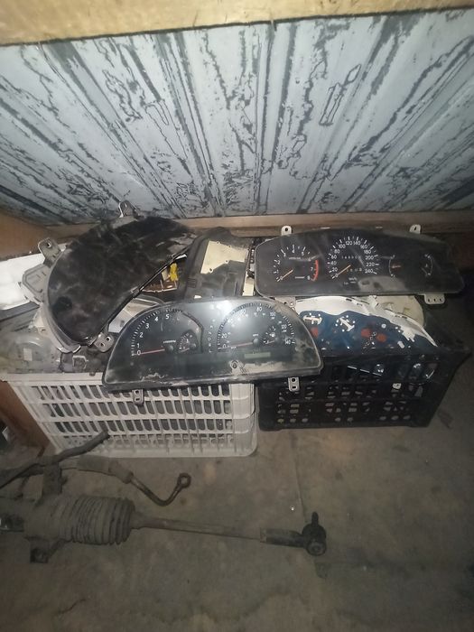Щиток приборов..