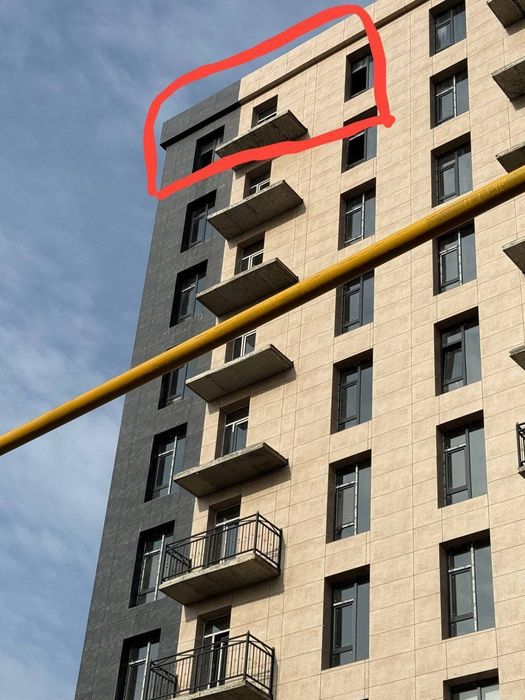 СРОЧНО Жк Renaissance 3-х комнатная 69м2 коробка