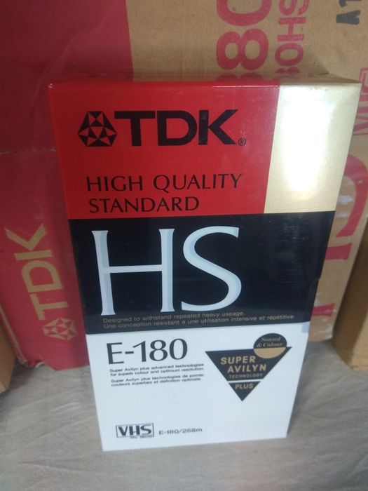 Видеокассеты фирменные , новые