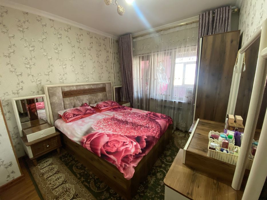 Квартира 3-х комнатная на Карасу 6