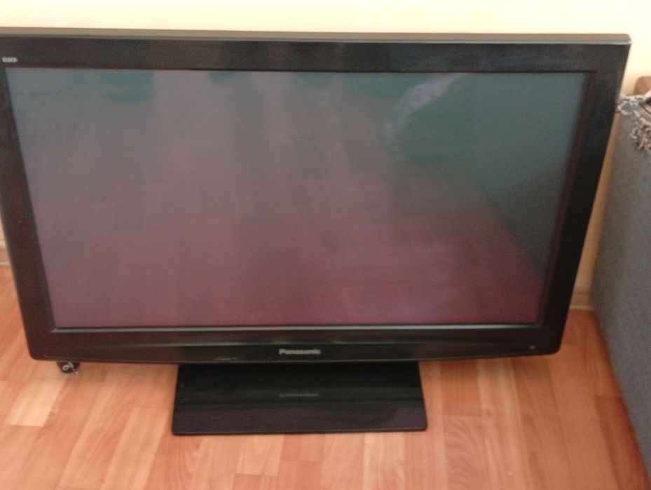 Продам телевизор panasonic
