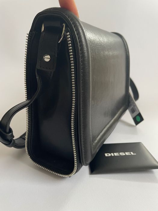 Нова дамска черна чанта DIESEL