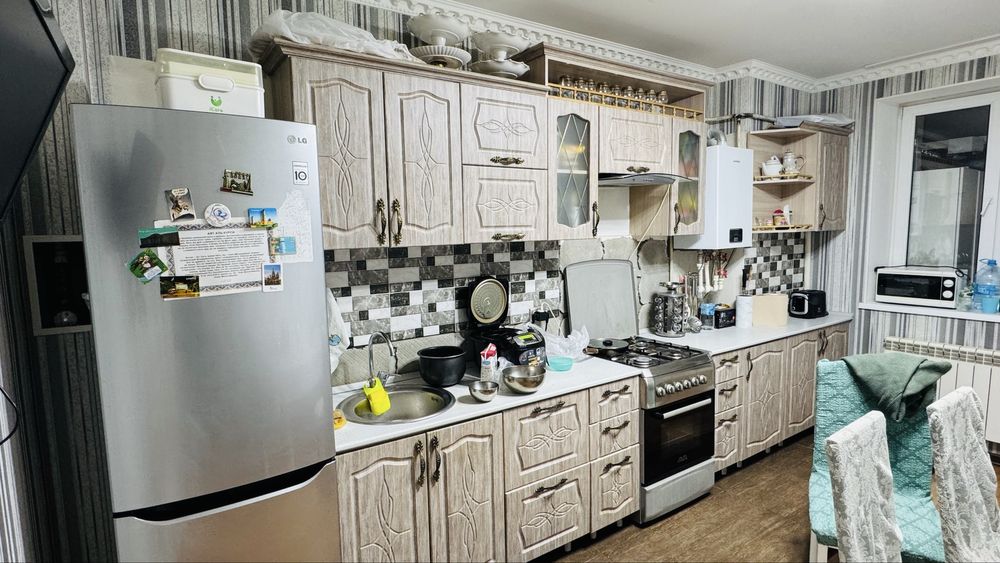 Продам кухонный гарнитур