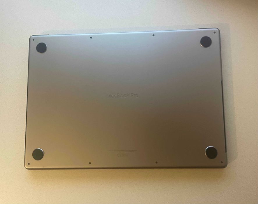 Macbook M1 Pro, 16 inch, 16 Gb Ram, Stare impecabila