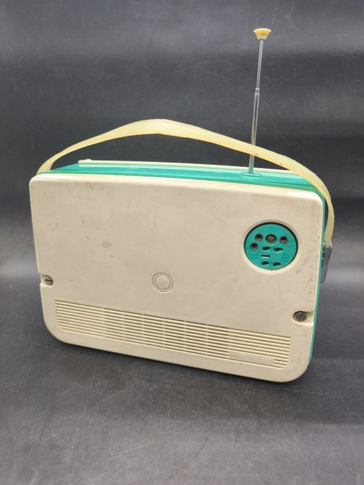 Радио приемник Веф Рига