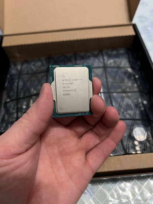 Protsessor sotiladi intel core i5 12400f