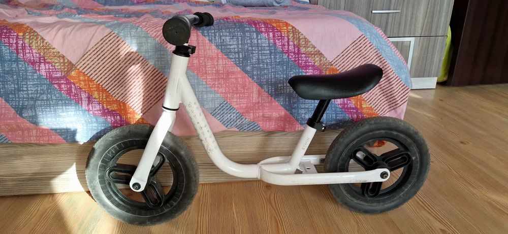 Детски велосипед без педали B TWIN , 10 инча, бяло/ черно