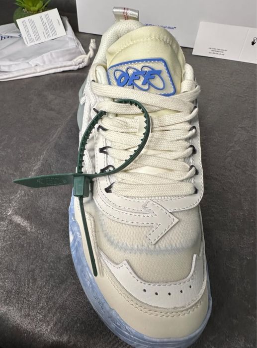 Adidasi Off White Odsy 1000