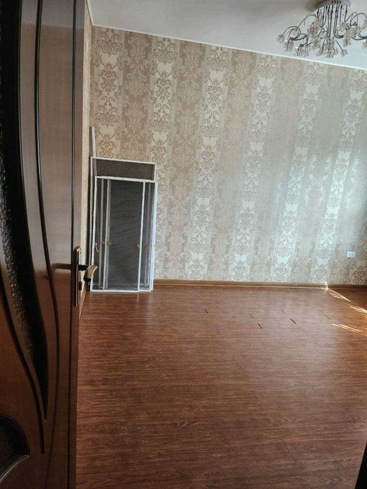 Продаю 2 квартиры один с ремонтом другой без ремонта