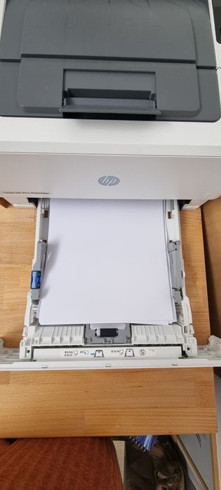 Vand imprimanta HP LaserJet Pro M402dw, A4, USB, Retea, Wi-Fi, alb