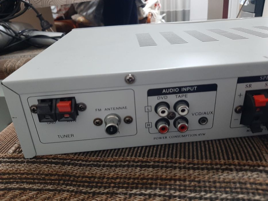 Vind amplificator de 45 w