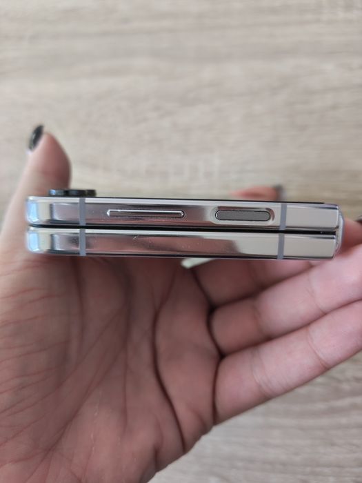 Telefon mobil Samsung Galaxy Flip Z 5